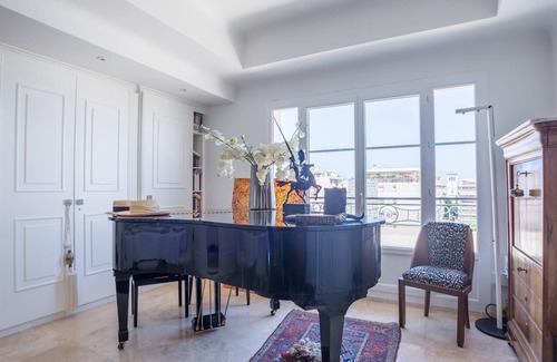 Cannes Apartment | Elegant Art Deco Apartment with Breathtaking Cannes Bay Views