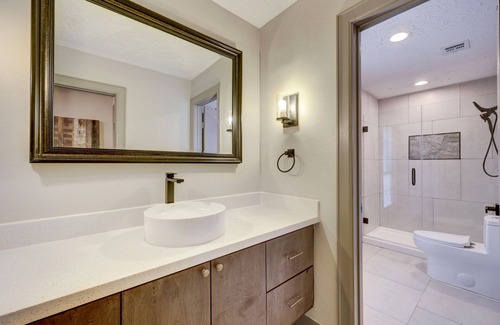 Southbelt/Ellington House | Art-Filled Modern Tudor. Spacious, Close to Shopping and Great for group Trips!