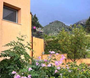 Castelbuono House | Art&Green House