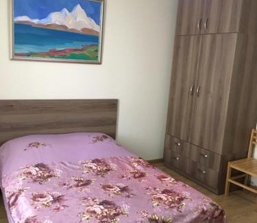 Yerevan House | Art Guesthouse: Family and Pet Friendly Retreat