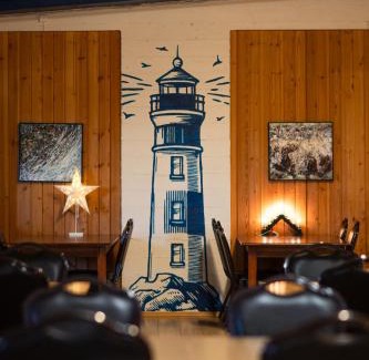 Stokkseyri Hostel | Discover Art Hostel and Apartments with Oceanfront Views