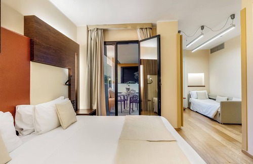 Porta Genova Hotel | Stylish Art Hotel Navigli: 4-Star Comfort and Spa Retreat