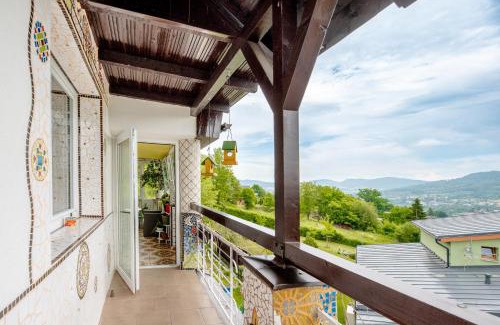 Decin Apartment | Art-House Apartment with Terrace - Rated 9.5/10 by Guests