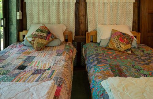 Chiang Dao House | Art House at Chiangdao - Tranquil Lake Retreat with Dining