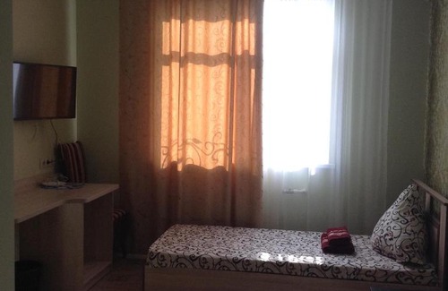 Rostov-on-Don House | Art-House: Guest Rated 10/10 with Breakfast & Family Focus