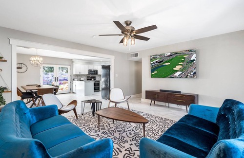 Cox Heights House | Experience Old Town Scottsdale Oasis with Heated Pool & Games