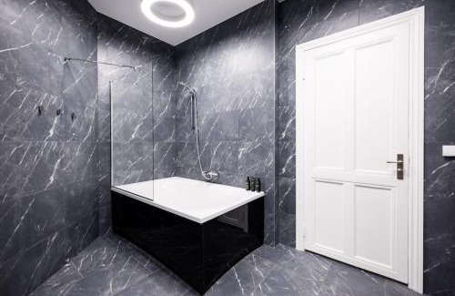 Centrs Apartment | Elegant Art Nouveau Residence - Premium Stay for Families