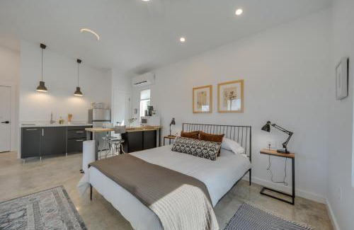 Fredericksburg Apartment | Cozy Art Ranch Fredericksburg Studio Near Hill Top Cafe