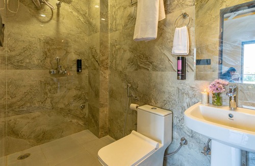 Civil Lines Hotel | Budget-Friendly Stay at ArtBuzz Jaipur with Family Amenities