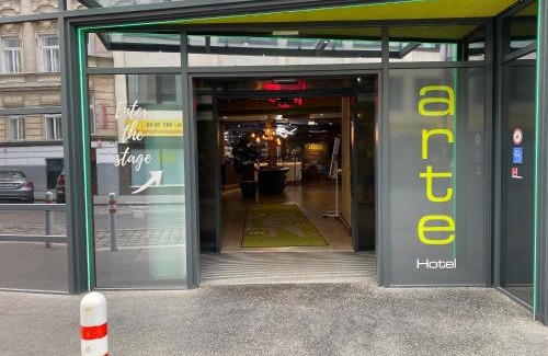 Rudolfsheim-Funfhaus Hotel | Discover arte Hotel Wien Stadthalle: Pet-Friendly Comfort