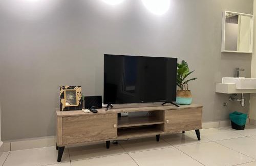 Kuala Lumpur Apartment | Arte Mont Kiara By Luxe Home