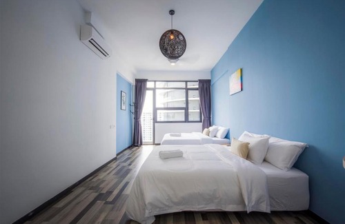 Gelugor Apartment | Experience Arte S Suite: 4-Star Family-Friendly Retreat
