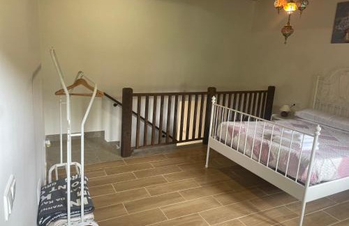 Padron Apartment | Family-Friendly Getaway at Arteleira Room’s - Rated 8.5/10
