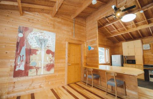 Ponto House | Explore Artemina Kussharoko Log Terrace, Family-Friendly Retreat