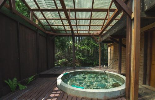 Ponto House | Explore Artemina Kussharoko Log Terrace, Family-Friendly Retreat
