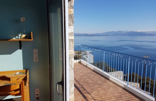 Marathon Villa | Discover Artemis: Breathtaking Ocean View with Private Pool