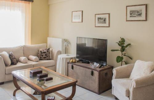 Korithion Apartment | Explore the Artemis Central Apartment: Pet-Friendly Retreat