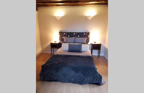 Barbizon House | Family-Friendly Getaway at ARTEMIS GÎTE - Rated 8.6/10