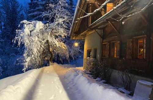 Demi-Quartier Hotel | Arthaus Megève: Guest Rated 10/10 with Family-Friendly Amenities