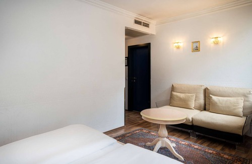 Thurygrund Hotel | Eco-Friendly Arthotel ANA Gala: Relax with Spa & Dining