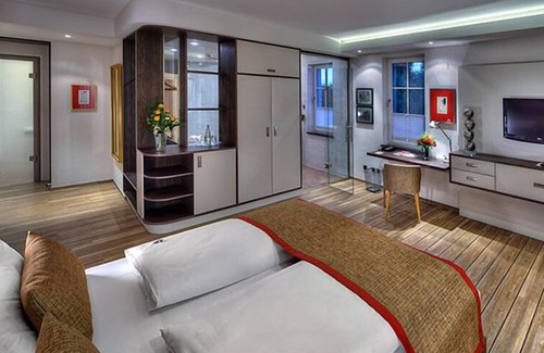 Havelberg Hotel | Elegant ArtHotel Kiebitzberg: Rated 9.6 with Spa & Dining
