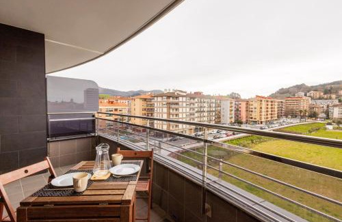 Zarautz Apartment | Family-Friendly Stay at Artik I Local Rentss - 4 Star Comfort
