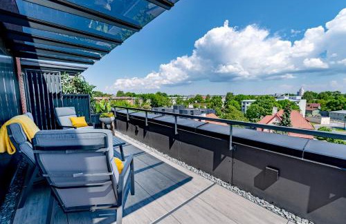 Tartu Apartment | Elegant Artisa Riia Str 20B Penthouse with Top Ratings