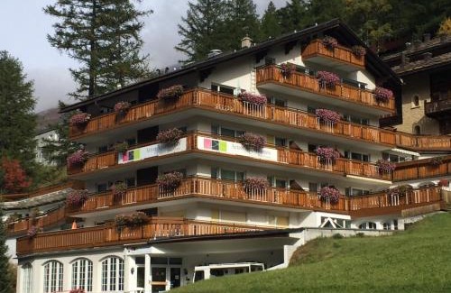 Zermatt Apartment | Artistic Retreat at Artist Apartments & Hotel Garni