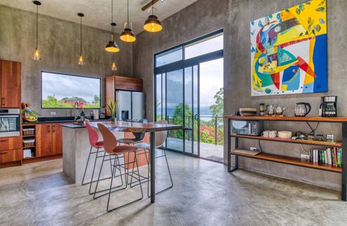 Tronadora Apartment | Experience La Casa Del Artista with Pool & Breakfast Included