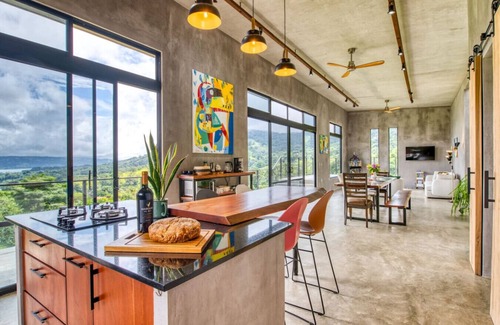 Tronadora Apartment | Experience La Casa Del Artista with Pool & Breakfast Included