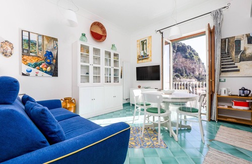 Liparlati House | Discover Artist House in Positano: Rated 10/10 by Guests