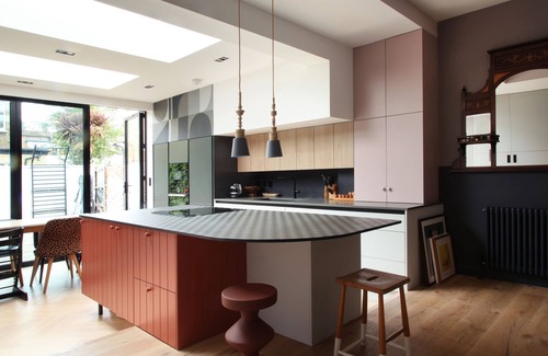 Askew House | Artist's House: Unique 4-BR Retreat for Families