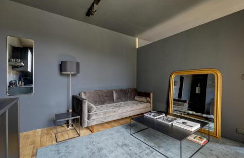 2nd Arrondissement Apartment | Artistic Apartment near Palais Royal - Guest Rated 9.5