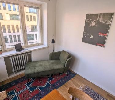 Alppiharju Apartment | Artistic 2-Bedroom full of light
