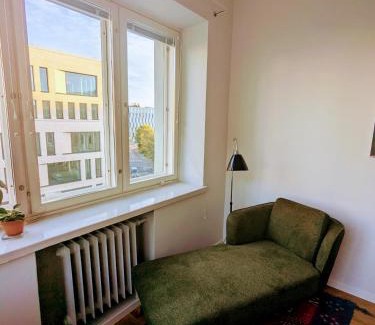 Alppiharju Apartment | Artistic 2-Bedroom full of light