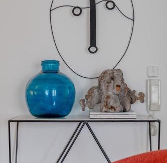 Principe Real Apartment | Artistic Design Getaway in Príncipe Real for Families