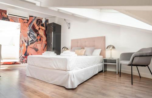 Centro Apartment | Artistic Duplex Escape Near Picasso Museum - 8.6/10 Rated