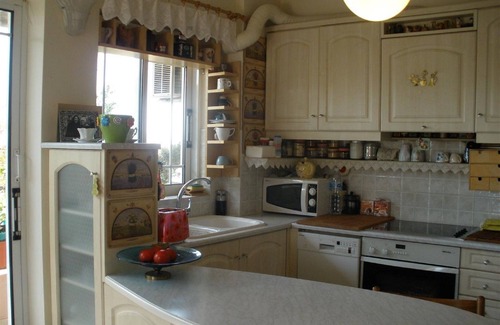 Nea Smirni Apartment | Artistic Penthouse with Ocean Views, Steps from the Beach