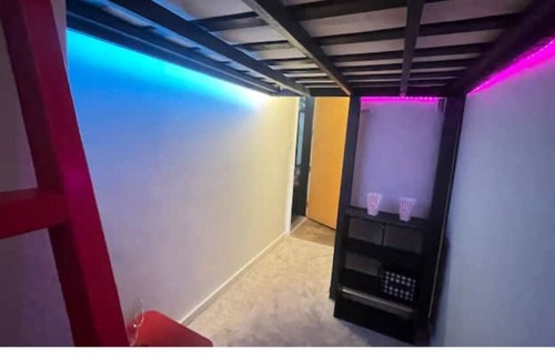 Deep Ellum Apartment | Artistico-Styled Studio Loft | Sleeps 5 People!