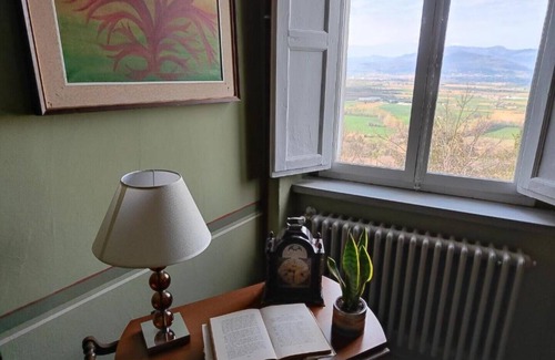 Santa Reparata House | Discover Artists' House: Historic Home with Panoramic Views