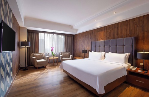 Senayan Hotel | Discover Artotel Gelora Senayan Jakarta: Pool & Spa Oasis