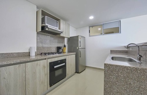 Marbella Apartment | Stylish Oceanview Condo with Rooftop Pool & Spa Amenities
