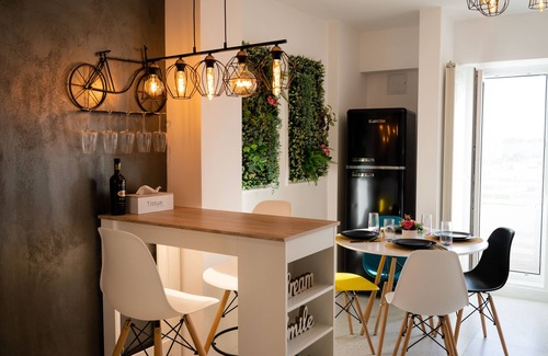 Bucharest City-Centre Apartment | Artsy Riverside Suite with Kitchen & Breakfast Included