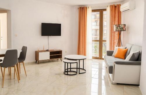 Yurta Apartment | Discover Oceanfront Elegance at Artur Apartments