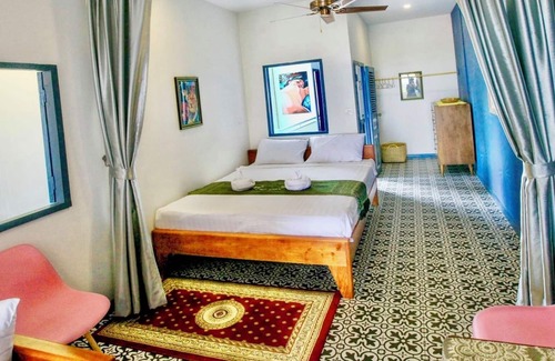 Traeuy Kaoh Apartment | Modern 3-Bedroom House for Families and Friends