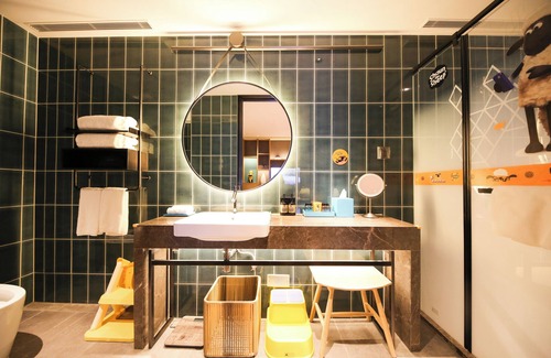 Pudong Hotel | Top-Rated Artyzen Habitat Lingang Shanghai with Family Amenities