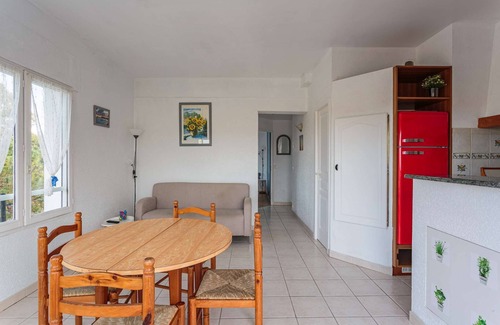 Behobie Apartment | Artzain quiet apartment halfway between the sea and the countryside