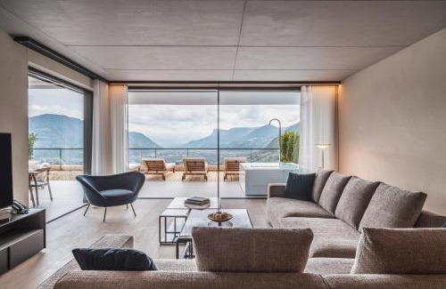 Tirolo Cabin | Experience Arua Private Spa Villas: Rated 9.8 with Pool & Ocean Views
