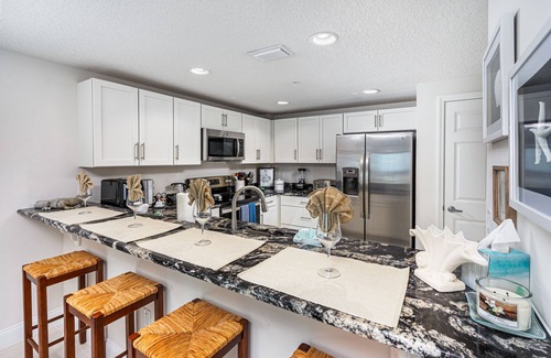 Ocean View Halifax Estates Condo | Prime Oceanfront Condo in Aruba with Pool & Spa Amenities