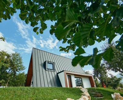 Bran Cabin | Family-Friendly Retreat at Aruna Bran with Kitchen Amenities